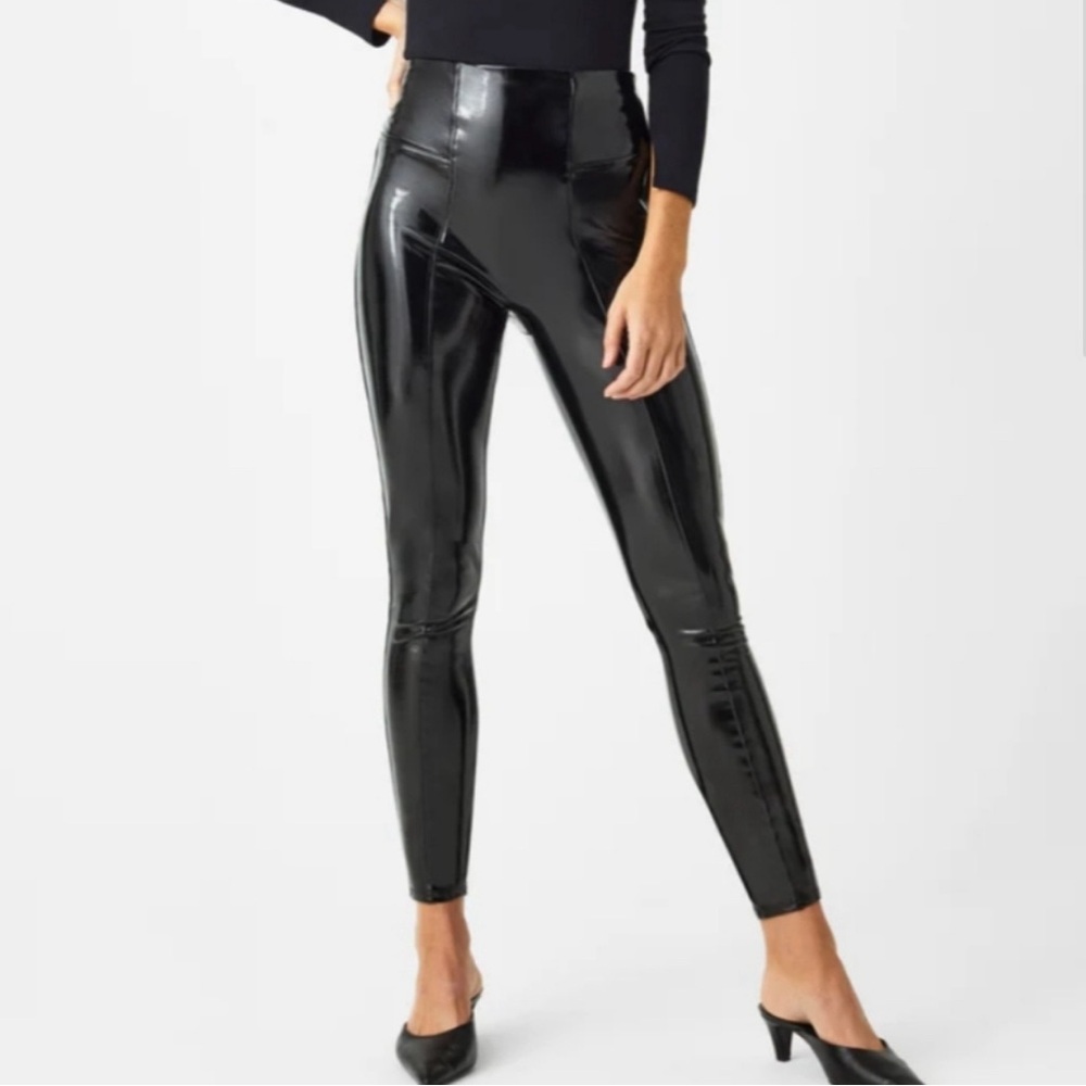 Spanx Faux Patent Leather Leggings Medium